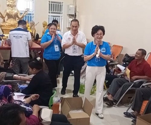 Donor darah Perwakilan Umat Buddha Indonesia (Walubi) Provinsi Riau bersama Yayasan Rumah Kasih.