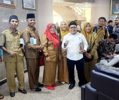 Seorang Guru ASN PPPK Provinsi Riau, Eko Wibowo minta hak TPG guru PAI di Pekanbaru segera cair (foto/ist)