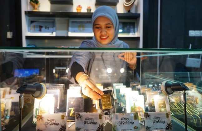 Harga 1 gram emas Galeri 24 Pegadaian di Pekanbaru (foto/riki)