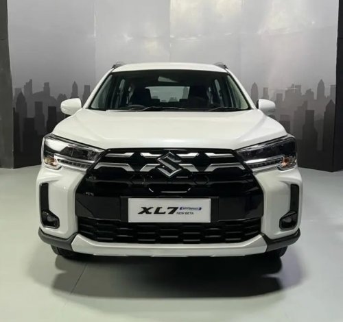 Suzuki XL7.