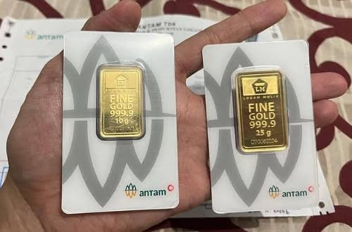 Ilustrasi harga emas Antam di Pekanbaru bertahan tinggi (foto/int)