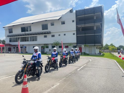 40 Bikers Honda terbaik unjuk kemampuan berkendara di Safety Riding Regional Competition 2026 (foto/ist)