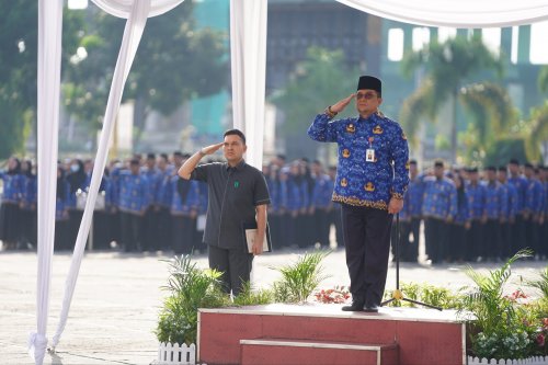 Sekdaprov Riau, Syahrial Abdi pimpin upacara Harkitnas ke-118 (foto/ist)